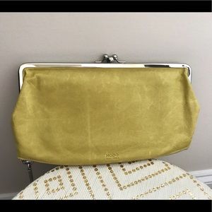 Hobo international clutch